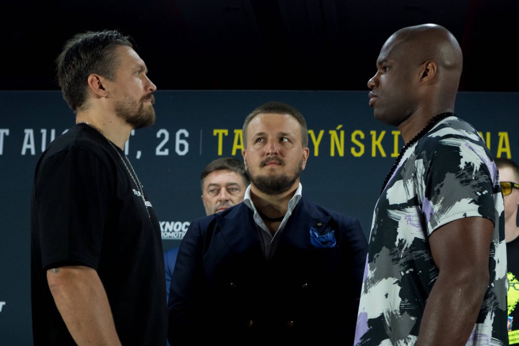 Der ungeschlagene Dreifach-Weltmeister im Schwergewicht Oleksandr Usyk (l.) bekommt es am 26. August mit dem Briten Daniel Dubois zu tun. (Foto: IMAGO/NurFOTO)