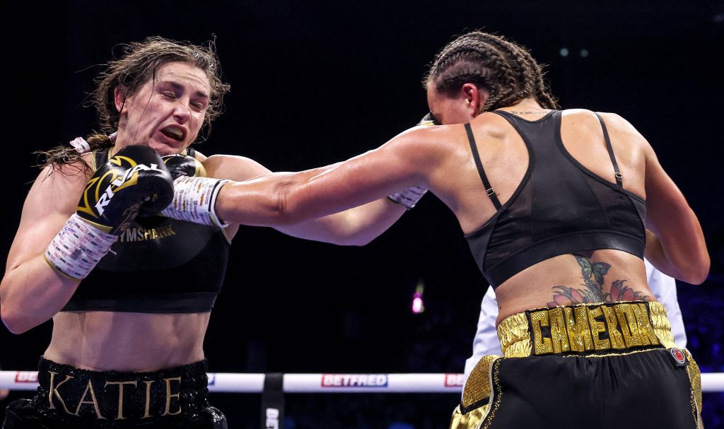 Chantelle Cameron (r.) und Katie Taylor steigen am 25. Mai 2024 in der 3Arena in Dublin ein drittes Mal zusammen in den Boxring. (Foto: Imago / Inpho Photography)