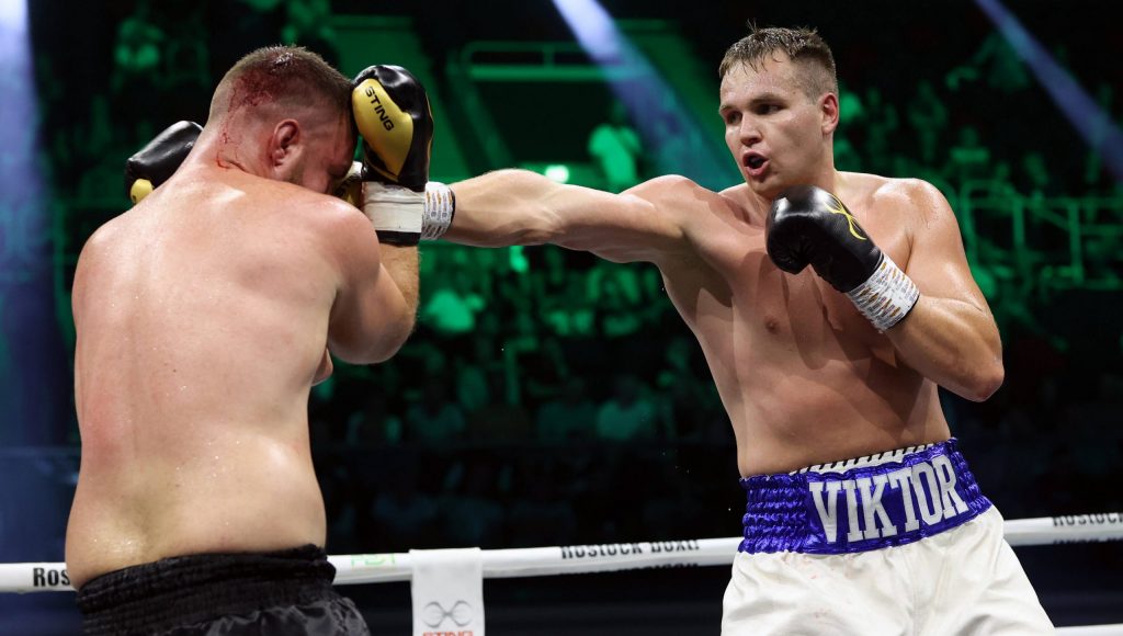 Der 2,05-Meter-Riese Viktor Jurk (r.) greift am 16. März in Stralsund in seinem siebten Profikampf nach dem ersten Titel. (Foto: Imago / Torsten Helmke)