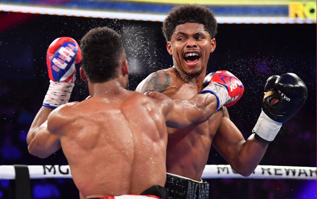 16. November 2023: In Las Vegas sichert sich  Shakur Stevenson (r.) gegen Edwin de los Santos die vakante WBC-Weltmeisterschaft im Leichtgewicht. (Foto: Imago/Zuma Wire)